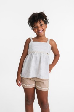 Short Infantil Menina em Sarja 