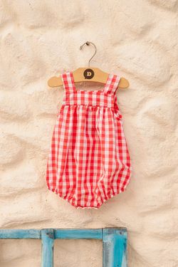 Jardineira Infantil Bebê Menina Xadrez Vichy Vermelha