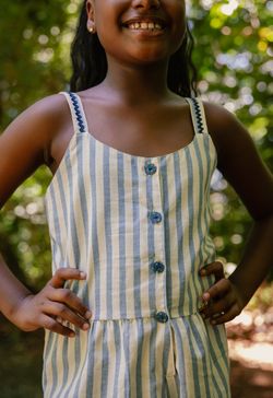 Macacão Infantil Menina Listrado Azul com Alças