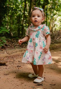 Vestido Infantil Bebê Menina Estampa Jardim das Borboletas com Gola