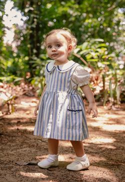 Conjunto Infantil Bebê Menina Jardineira Listrada Azul com Blusa e Calcinha