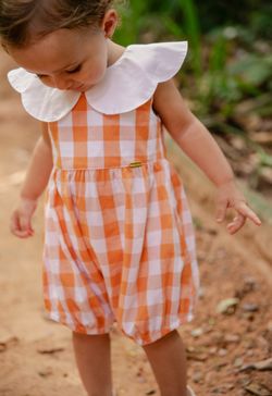 Macaquinho Infantil Bebê Menina Xadrez Vichy Laranja