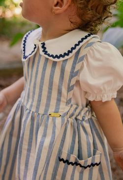 Conjunto Infantil Bebê Menina Jardineira Listrada Azul com Blusa e Calcinha