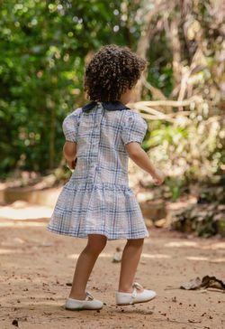  Vestido Infantil Menina Xadrez Azul com Gola e Detalhes em Jeans
