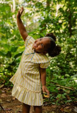 Vestido Infantil Menina Listrado Amarelo com Gola Marinheiro