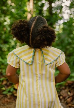 Vestido Infantil Menina Listrado Amarelo com Gola Marinheiro