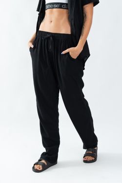 calça linho preto