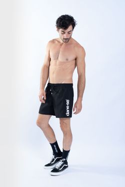 short praia d! all black