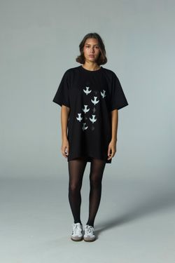 camiseta painel igrejinha Athos Bulcão preto