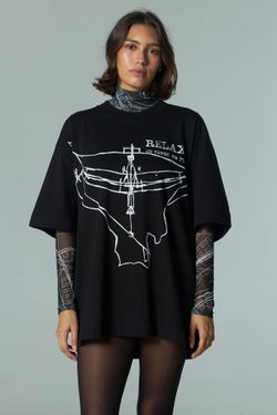 camiseta over relaxa preto