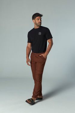 calça alfaiataria linho marrom