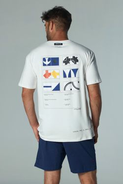 camiseta regular azulejos Athos Bulcão edição limitada off