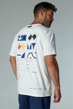 camiseta regular azulejos Athos Bulcão edição limitada off