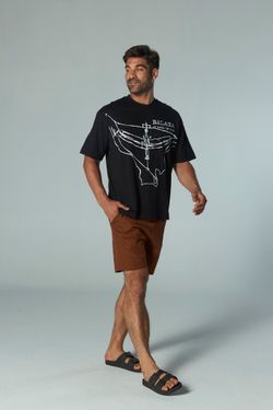 camiseta over relaxa preto