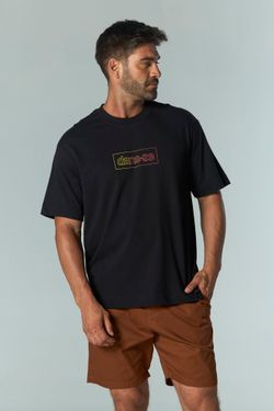 camiseta over dane-se gradient preto