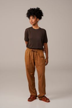 calça linho doce de leite