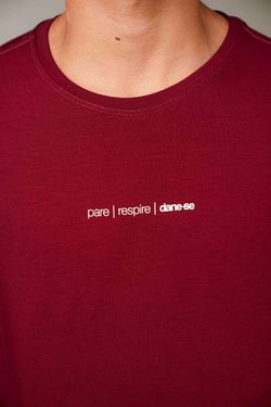 camiseta comfy pare respire bordô