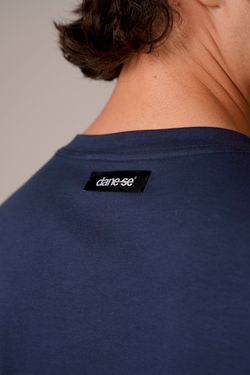 camiseta regular pare respire marinho