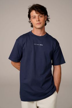 camiseta regular pare respire marinho