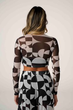 segunda pele gola baixa bauhaus pb p&b estampado