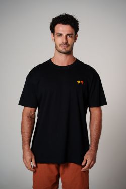camiseta regular aeroporto bordado preto