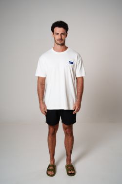 camiseta regular igrejinha bordado off