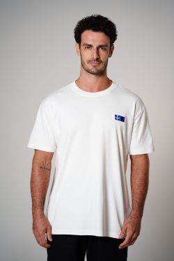 camiseta regular igrejinha bordado off