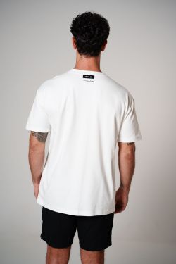 camiseta regular igrejinha bordado off