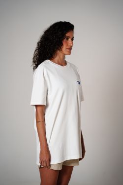 camiseta regular igrejinha bordado off