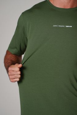 camiseta comfy pare respire musgo