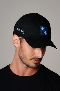 boné igrejinha Athos Bulcão preto