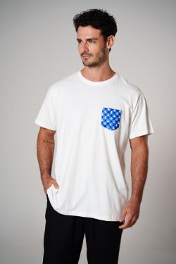 camiseta igrejinha bolso 2026 off