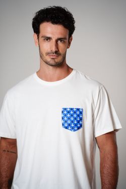 camiseta igrejinha bolso 2026 off
