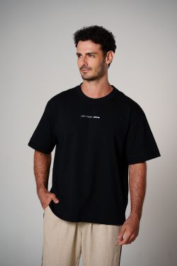 camiseta over box pare respire preto