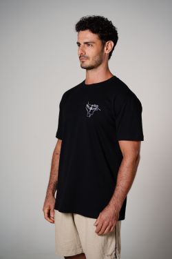 camiseta regular relaxa costas preto