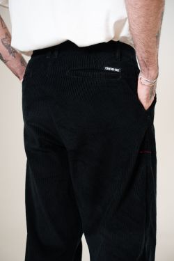 calça baggy veludo preto