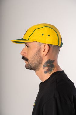 bone five panel dane-se copa amarelo