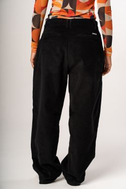 calça baggy veludo preto