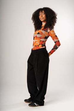 calça baggy veludo preto