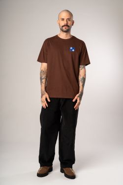 camiseta igrejinha grid marrom