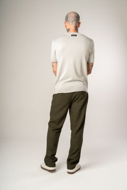 camiseta tricot egipcio cinza
