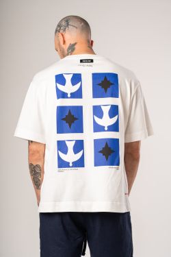 camiseta overboxy igrejinha athos bulcão off