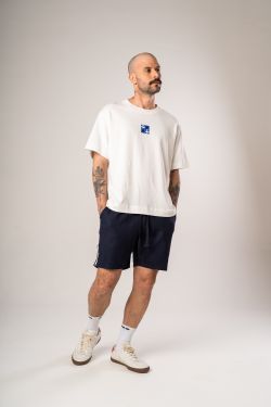 camiseta overboxy igrejinha athos bulcão off