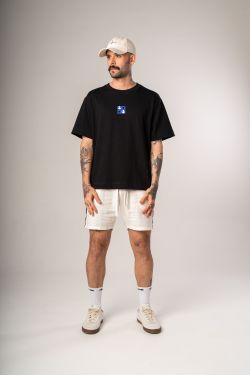 camiseta overboxy igrejinha athos bulcão preto