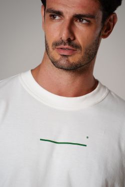 camiseta over box dane-se stand off