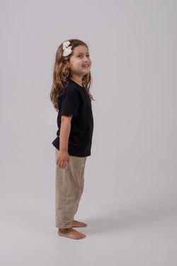 camiseta infantil igrejinha grid preto