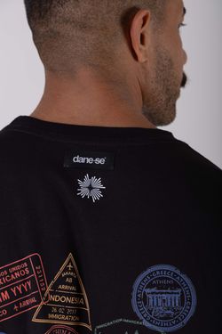 camiseta regular selos npf26 preto