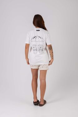 camiseta regular cadeiras npf26 off