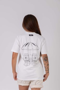 camiseta regular cadeiras npf26 off