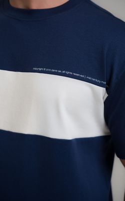 camiseta regular faixa mcm marinho